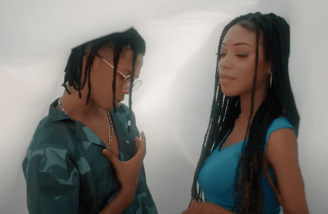 Wizzy Kana, Aljana