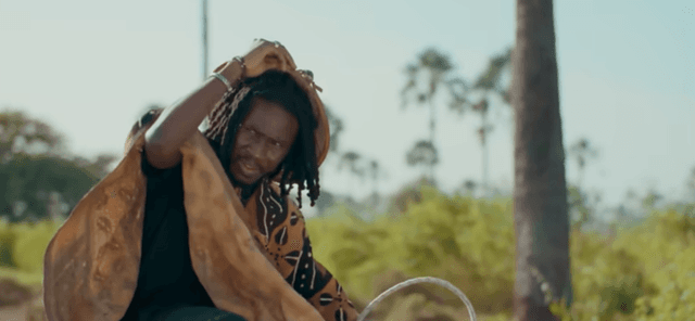 Amadeus: Massamba Amadeus, Daaru Dunya