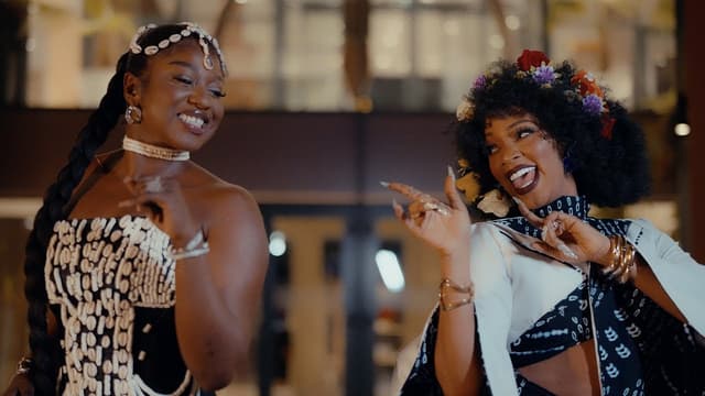 Djelykaba Bintou Feat. Mia Guissé, Unique