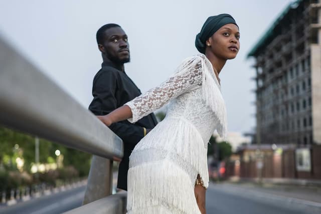 Les équilibres fragiles : quand la jeunesse sénégalaise navigue entre héritage et aspiration