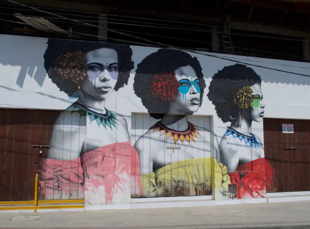 African Feminism Beyond the Clichés: A Thought in Motion