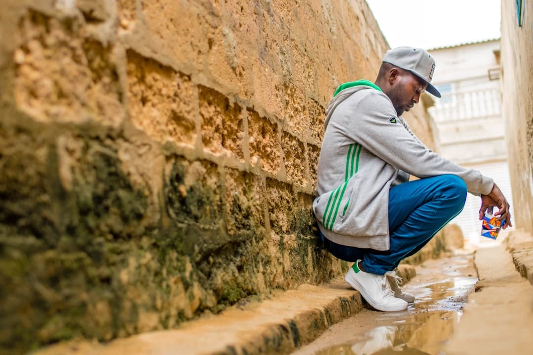 The Silences That Speak: When Senegalese Youth Reinvent Balance